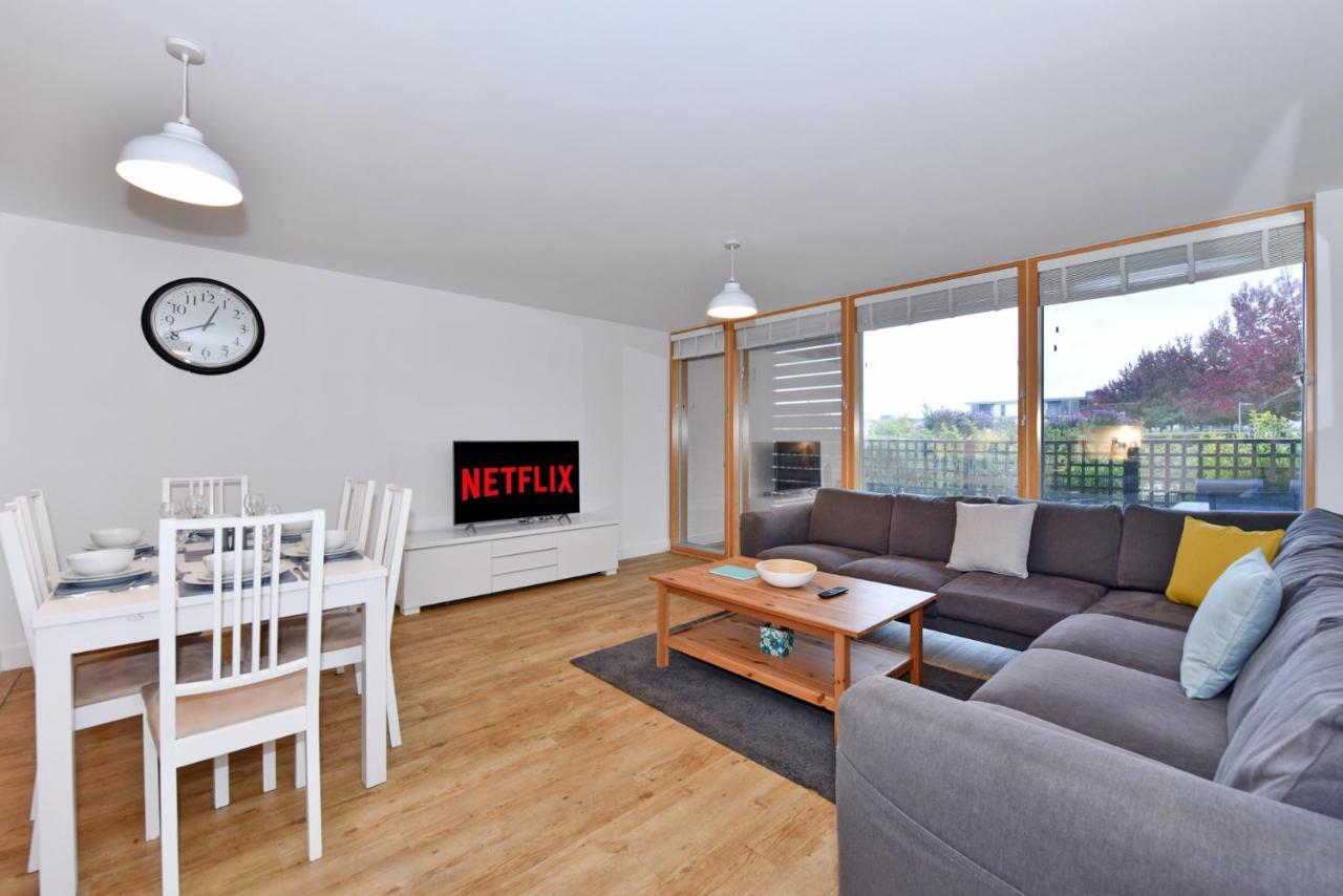 The Vizion Serviced Apartments From Pincott Properties - Free Parking, Private Balcony, And Wifi Milton Keynes Esterno foto