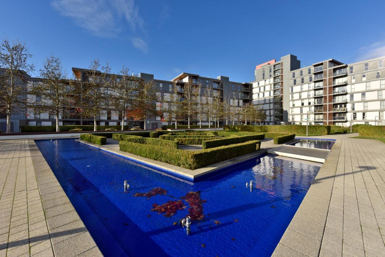 The Vizion Serviced Apartments From Pincott Properties - Free Parking, Private Balcony, And Wifi Milton Keynes Esterno foto