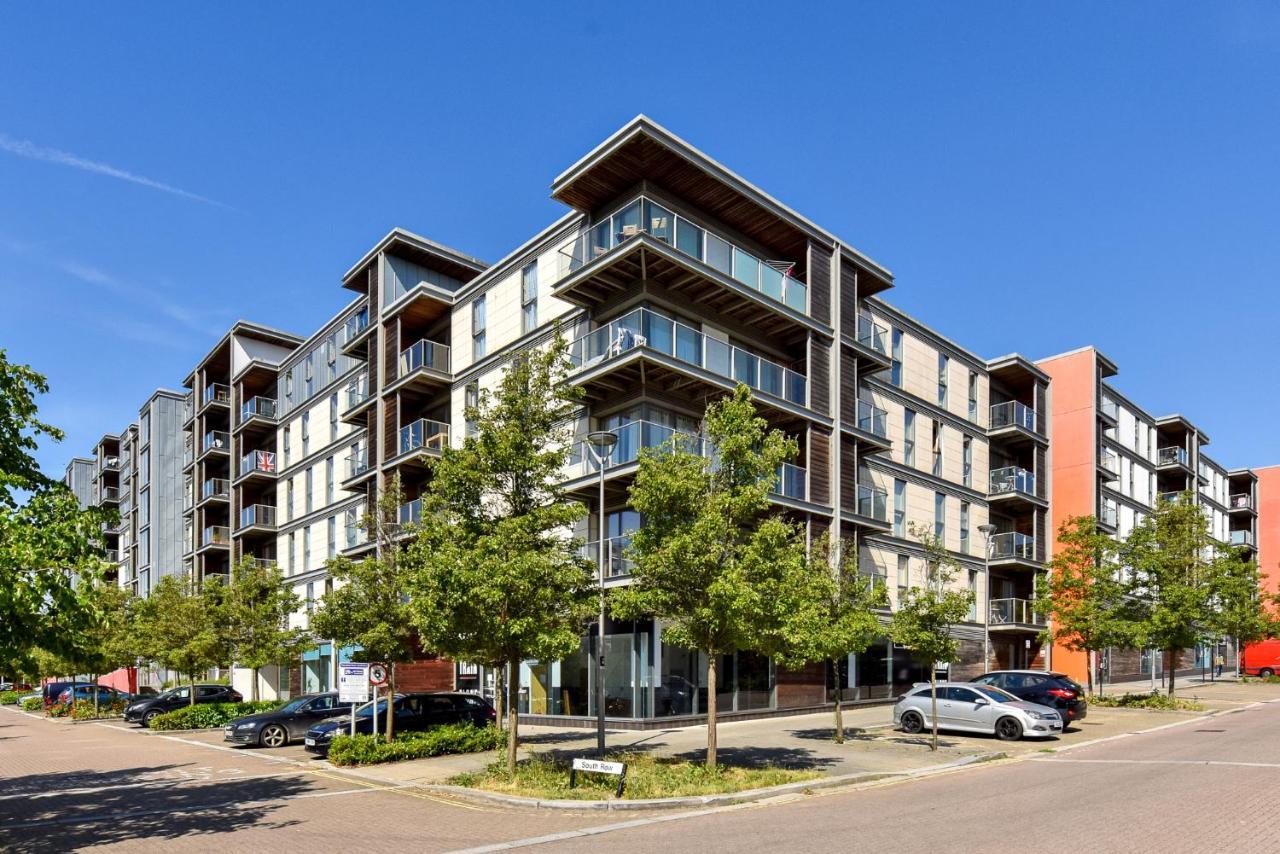 The Vizion Serviced Apartments From Pincott Properties - Free Parking, Private Balcony, And Wifi Milton Keynes Esterno foto