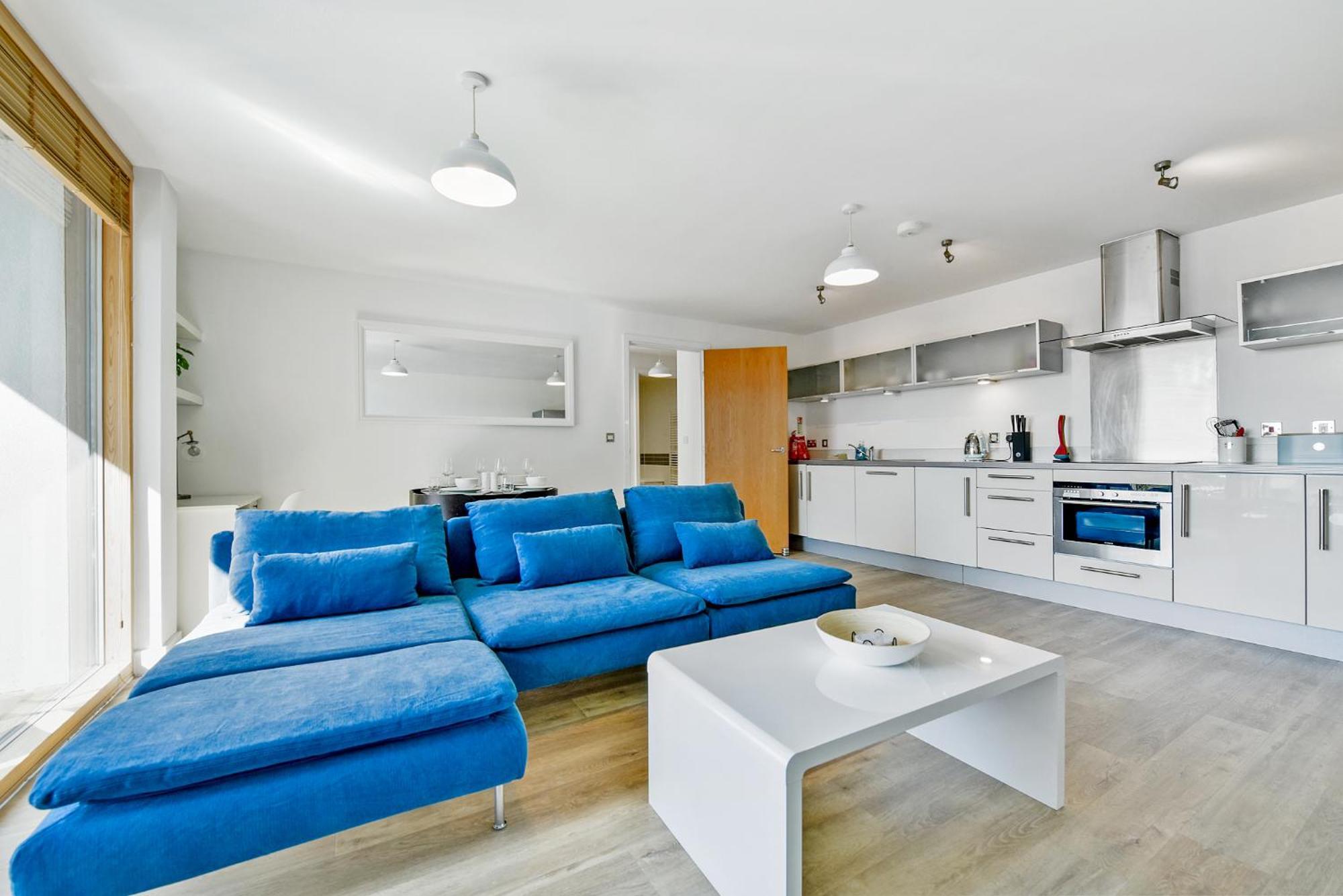 The Vizion Serviced Apartments From Pincott Properties - Free Parking, Private Balcony, And Wifi Milton Keynes Esterno foto