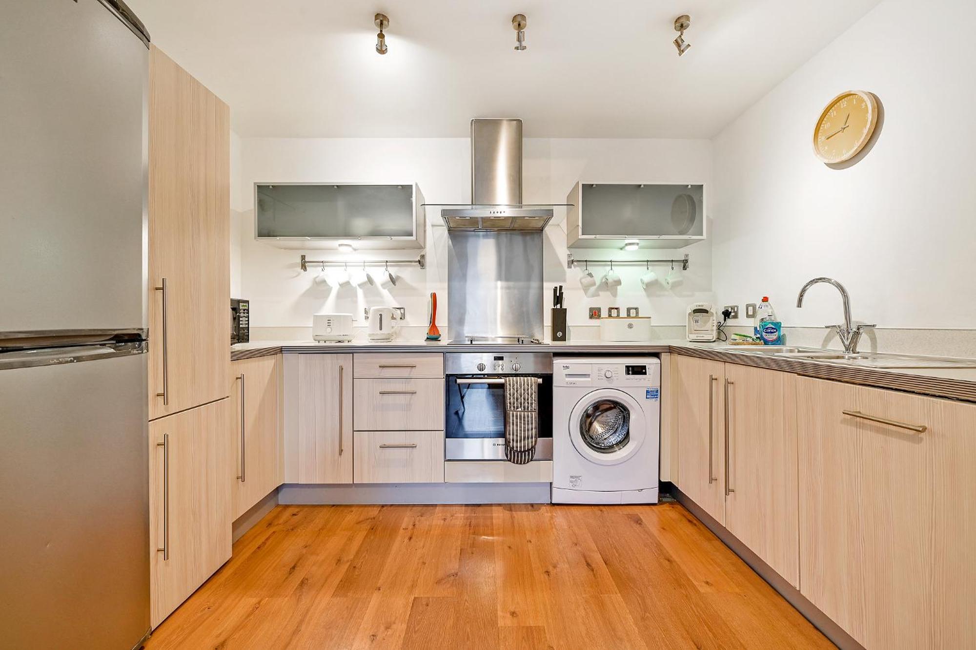 The Vizion Serviced Apartments From Pincott Properties - Free Parking, Private Balcony, And Wifi Milton Keynes Esterno foto